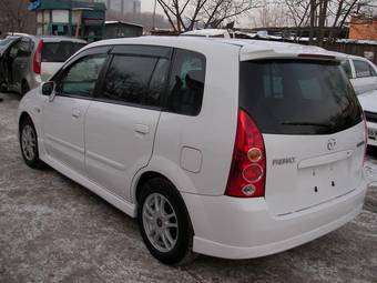 2002 Mazda Premacy Photos