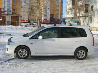 2002 Mazda Premacy Photos