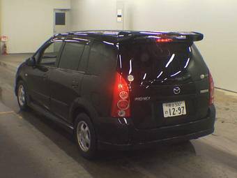 2002 Mazda Premacy Photos