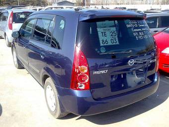 2002 Mazda Premacy Pics