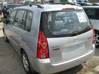 2002 Mazda Premacy Images