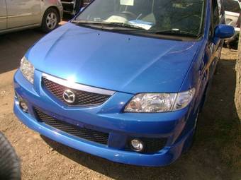 2002 Mazda Premacy Photos