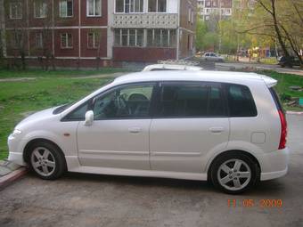 2002 Mazda Premacy Pictures