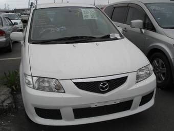 2002 Mazda Premacy Images