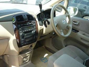 2002 Mazda Premacy Pictures