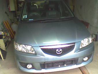 2002 Mazda Premacy Photos