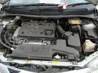 2002 Mazda Premacy Photos