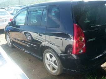 2002 Mazda Premacy Pictures
