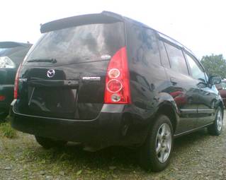 2002 Mazda Premacy Pictures