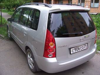 2002 Mazda Premacy Photos