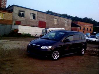 2002 Mazda Premacy Pics