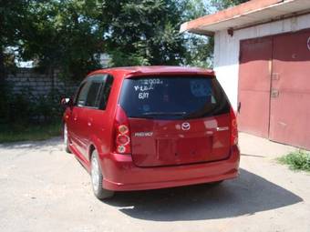 2002 Mazda Premacy Pictures