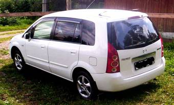 2002 Mazda Premacy Pictures