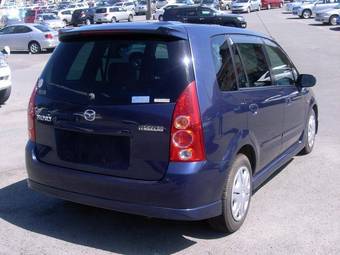 2002 Mazda Premacy Photos