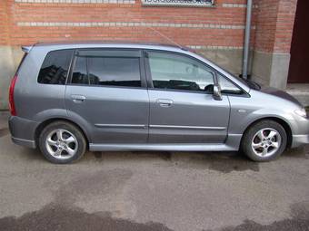 2002 Mazda Premacy Pictures