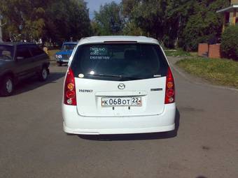2002 Mazda Premacy Photos