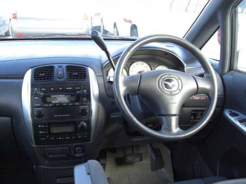 2003 Mazda Premacy