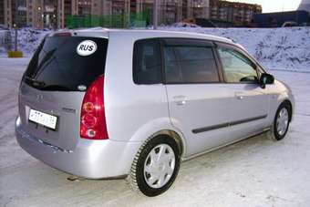 2003 Mazda Premacy specs: mpg, towing capacity, size, photos