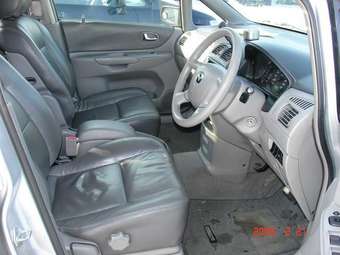 2003 Mazda Premacy Photos