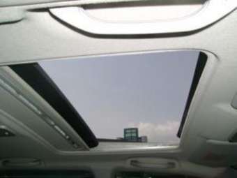 2003 Mazda Premacy Pictures