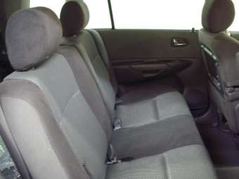 2003 Mazda Premacy Photos