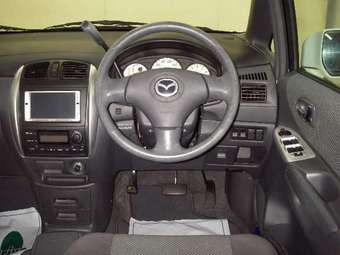 2003 Mazda Premacy Photos