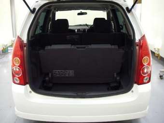 2003 Mazda Premacy Pictures