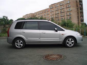 2003 Mazda Premacy Photos
