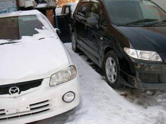 2003 Mazda Premacy Photos