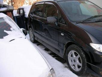2003 Mazda Premacy Photos
