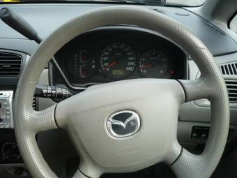 2003 Mazda Premacy Pictures