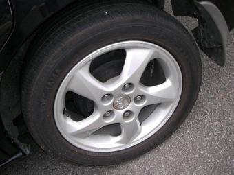 2003 Mazda Premacy Pictures
