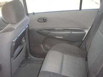 2003 Mazda Premacy Wallpapers