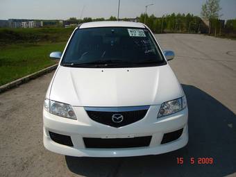 2003 Mazda Premacy Photos