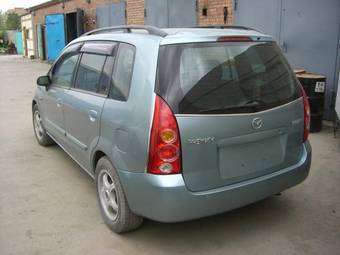 2003 Mazda Premacy Photos