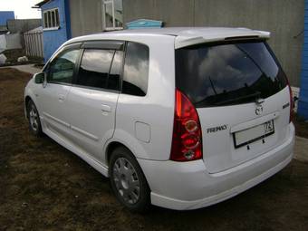 2003 Mazda Premacy Photos