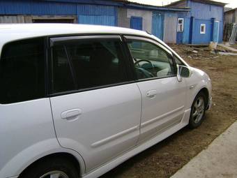 2003 Mazda Premacy Pics