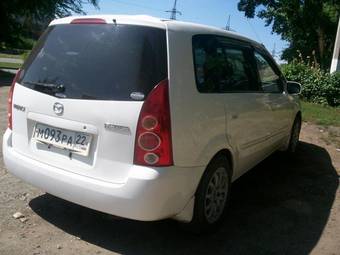 2003 Mazda Premacy Photos