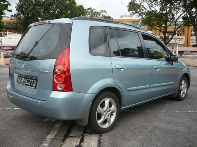 2004 Mazda Premacy