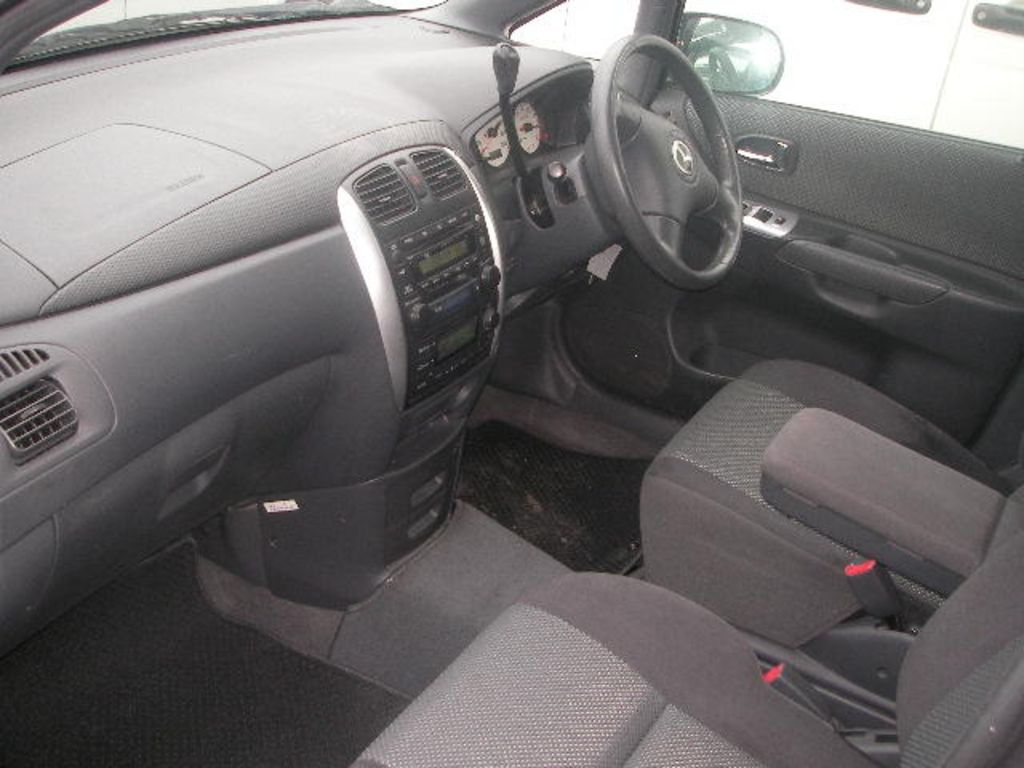 2004 Mazda Premacy