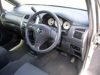 2004 Mazda Premacy Photos