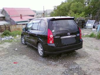 2004 Mazda Premacy Images