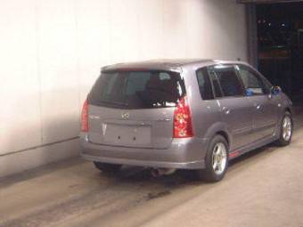 2004 Mazda Premacy Images