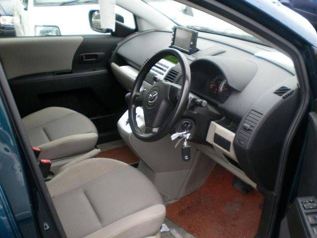 2005 Mazda Premacy