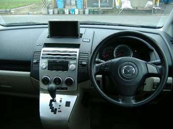 2005 Mazda Premacy Images