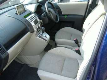 2005 Mazda Premacy Pictures