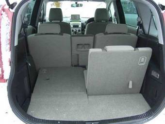 2005 Mazda Premacy Pictures