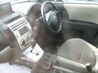 2005 Mazda Premacy Pictures