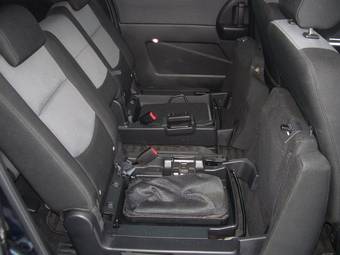 2005 Mazda Premacy Pictures
