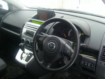2005 Mazda Premacy Pictures